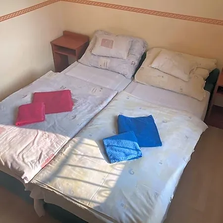 Bor-bazilika-vendeghaz Bed & Breakfast Tarcal