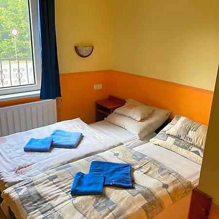 Bor-bazilika-vendeghaz Bed & Breakfast
